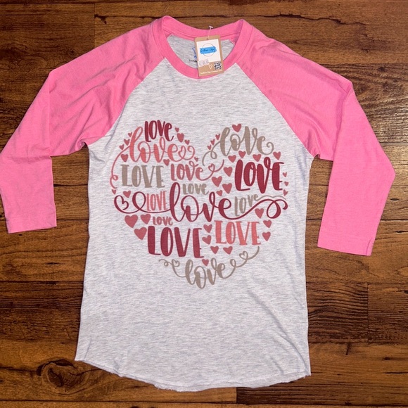 Luckybird ~ Small ~ Red/Pink/Grey ~ Valentine’s/ Love/ Hearts Shirt ~ New W/Tags - Picture 4 of 9